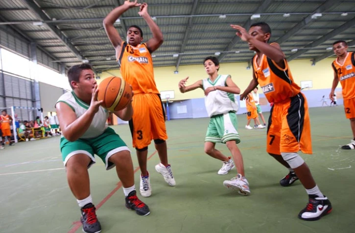 Mercredi 25 Avril 2012

Tournoi de basket benjamins benjamines à Sainte-Marie