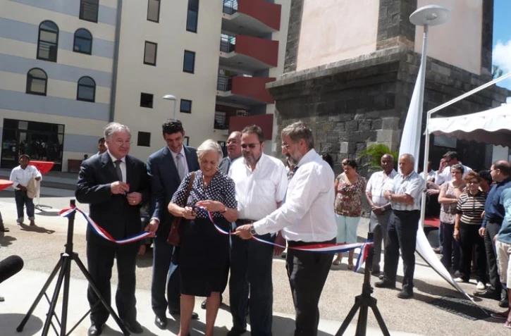 Samedi 28 avril 2012 - Livraison du nouveau centre-ville à Grand Bois (Photo D.R)