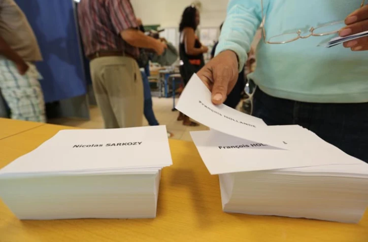 Dimanche 6 Mai 2012
2eme tour des élections présidentielle