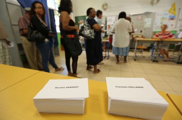 Dimanche 6 Mai 2012
2eme tour des élections présidentielle