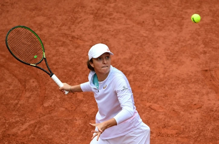 La Polonaise Iga Swiatek face à l'Argentine Nadia Podoroska en demi-finale de Roland-Garros, le 8 octobre 2020