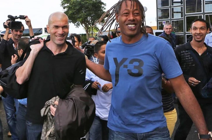 Vendredi 25 mai 2012 - Arrivée de Zinédine Zidane à La Réunion