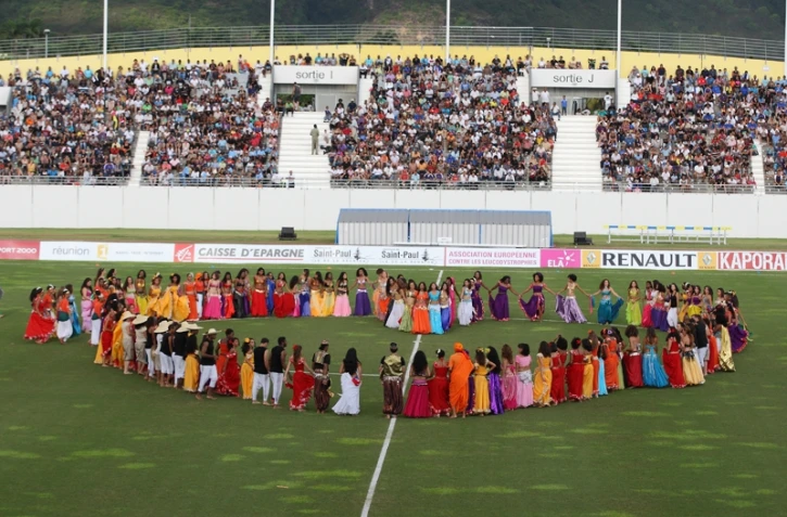 Samedi 26 mai 2012 - Match de gala entre la All Star Team et la sélection de La Réunion au stade Paul Julius Bénard (photo image-reunion.re)