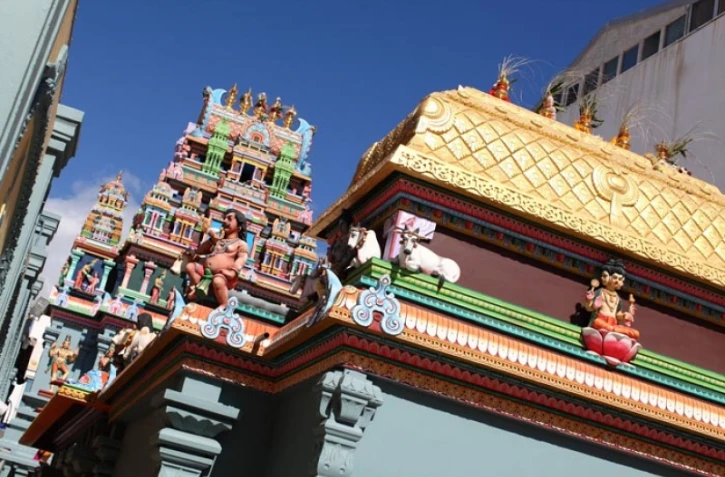 Vendredi 1er juin 2012 - Inauguration du temple de la rue Maréchal Leclerc à Saint-Denis (photos image-reunion.re pour www.ipreunion.com)