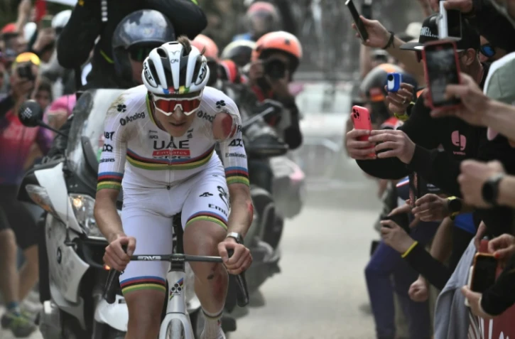 Le Slovène Tadej Pogacar (UAE) lors des Strade Bianche le 8 mars 2025 près de Sienne, Italie.