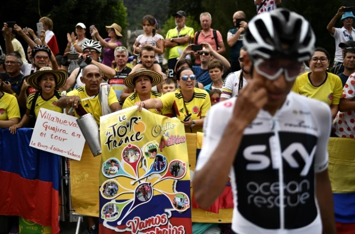 Des spectateurs colombiens au départ de la 13e étape du Tour de France, le 20 juillet au Bourg-d'Oisans dans les Alpes 