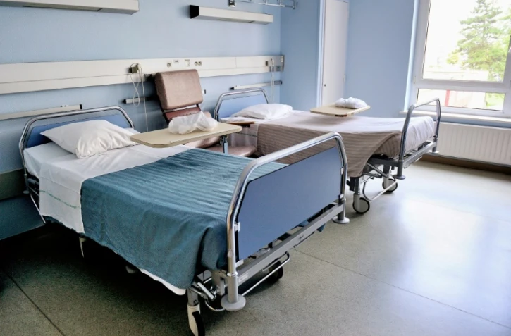 Le CHU de Reims (Marne) s'est de nouveau prononcé lundi en faveur d'un "arrêt des traitements" de Vincent Lambert, dans un état végétatif après un accident de la circulation depuis 2008