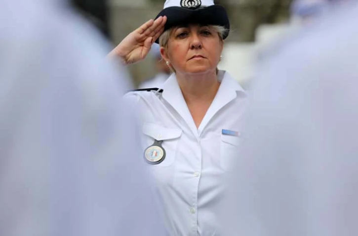 Vendredi 8 Juin 2012
Direction départementale de la sécurité publique de La Réunion
Pierrette Gunther-Saes prend ses fonctions