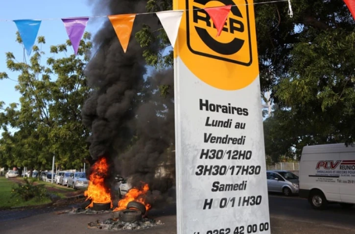 Mardi 12 Juin 2012

Greve chez REP