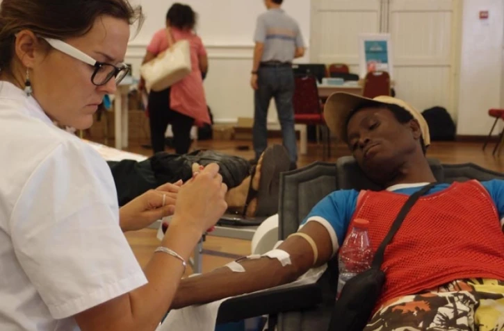 Jeudi 14 juin 2012 - Journée mondiale du don du sang (Photo Émilie Sorres)