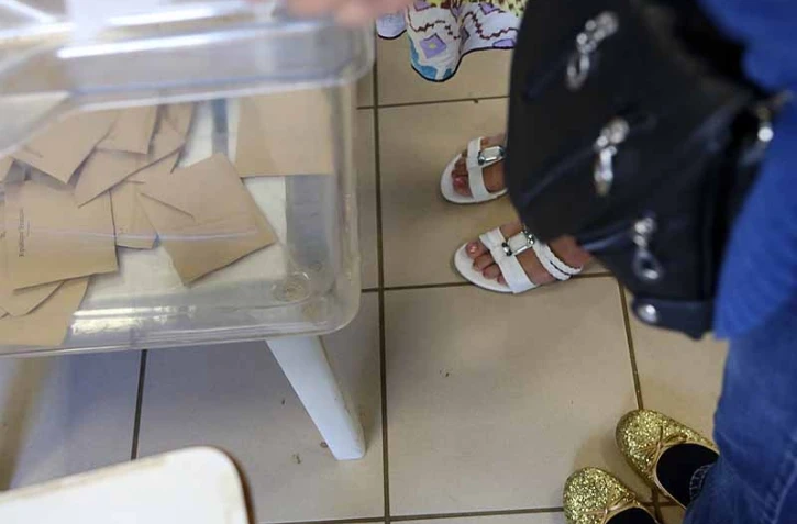 Dimanche 17 juin 2012 - Second tour des législatives