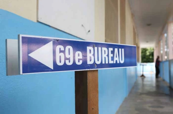 Dimanche 17 juin 2012 - Second tour des législatives