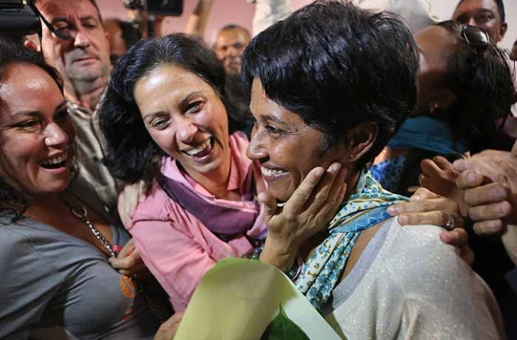 Dimanche 17 Juin 2012
Victoire d'Ericka Bareigts (PS)