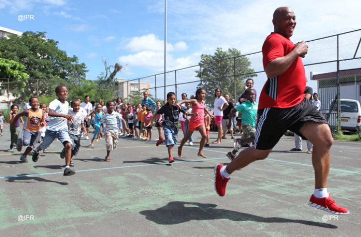 Mercredi 11 Avril 2012

Maurice Greene à La Réunion