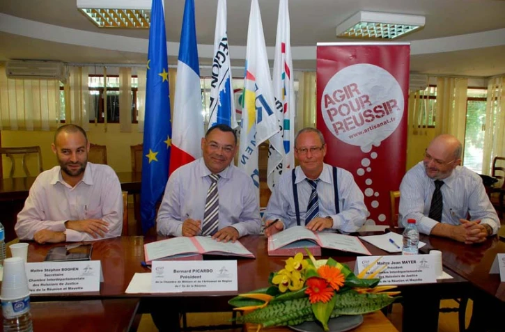 Signature de convention entre la chambre interdépartementale des huissiers et la chambre de métiers et de l'artisanat (D.R)
