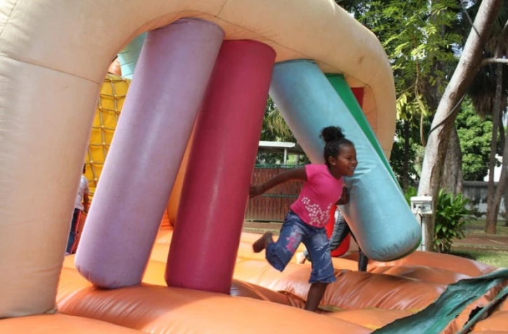 mercredi 18 juillet 2012

Les mercredis au jardin de l'Etat  photo Cristelle Belhote