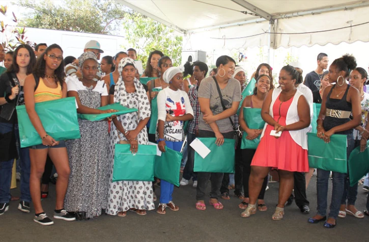 Le Port - Mercredi 1er août 2012 - Lors de la remise des récompenses aux jeunes diplômés (Photo Christelle Belhote)