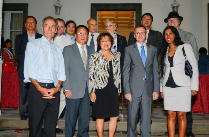 Jeudi 2 août 2012 - Inauguration de l'exposition COM 1 ROC à Saint-Denis (photo D.R)