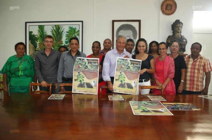 Mardi 7 août 2012 - Conférence de presse Fête de la vanille à Sainte-Suzanne (Photo D.R)