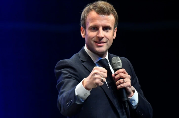 Le président Emmanuel Macron s'exprime lors d'une conférence des maires de Bretagne à  Saint-Brieuc, le 3 avril 2019