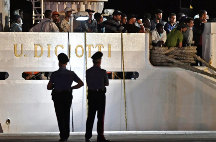 Le navire des gardes-côtes italiens "Diciotti" dans le port sicilien de  Pozzallo, le 19 juin 2018