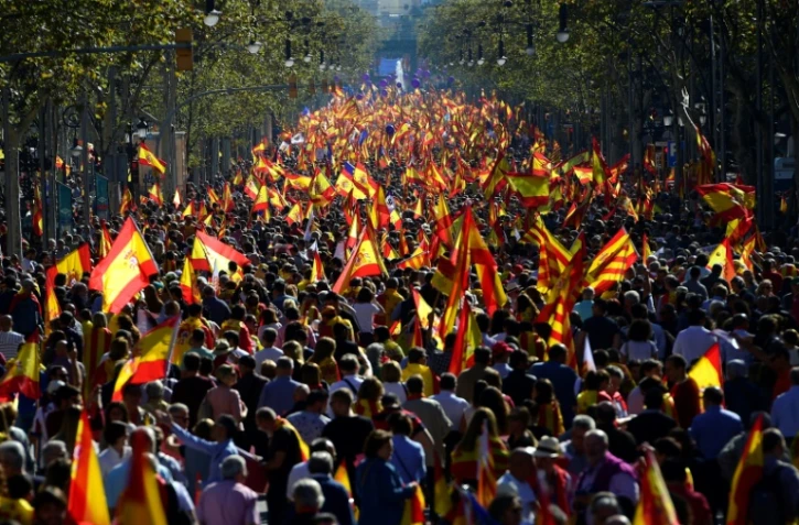 Manifestation pour défendre l'unité de l'Espagne, le 29 octobre 2017 à Barcelone, moins de 48 heures après la proclamation de la "République catalane" par le parlement régional