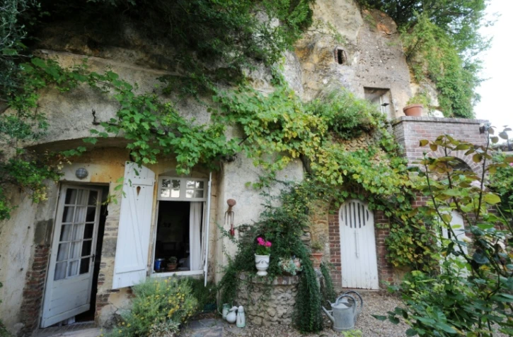 Une maison du village troglodyte de Troo, le 27 juillet 2012 dans le Loir-et-Cher