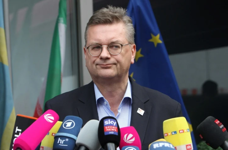 Le patron de la DFB Reinhard Grindel à l'aéroport de Francfort, le 28 juin 2018, au lendemain de l'élimination de l'équipe d'Allemagne