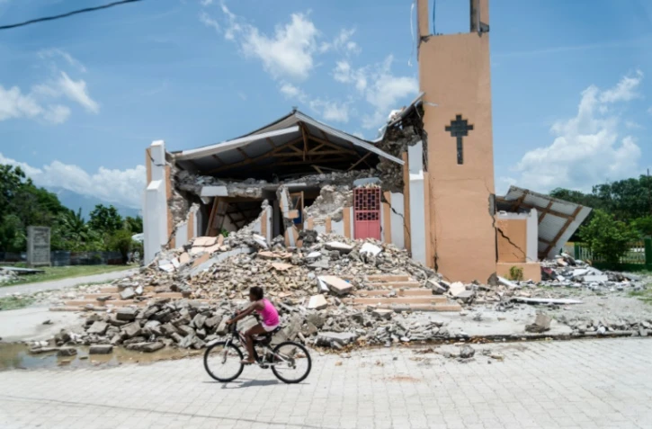 Une église détruite par le séisme à Chardonnières, en Haïti, le 18 août 2021