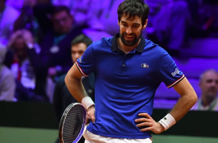 Le Français Jérémy Chardy lors du premier simple de la finale de Coupe Davis face à la Croatie, le 23 novembre 2018 à Villeneuve-d'Ascq