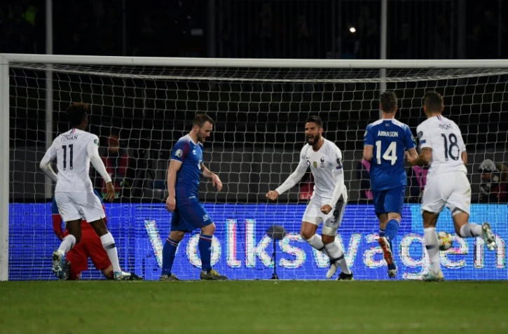 L'attaquant des Bleus Olivier Giroud (c) buteur lors de la victoire 1 à 0 sur Reykjavik à Saint-Denis le 11 octobre 2019