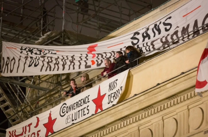 Des "intermittents du spectacle", le 26 avril 2016 au théâtre de l'Odéon à Paris