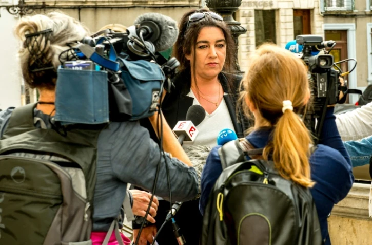Beatrice Huret devant le tribunal de Boulogne-sur-Mer le 27 juin 2017