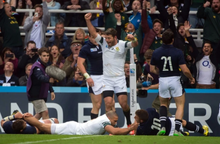 Le Sud-Africain Bryan Habana inscrit un essai contre l'Ecosse lors du Mondial, le 3 octobre 2015 à St James' Park