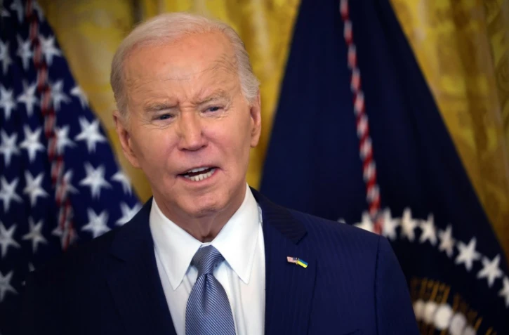 Le président américain Joe Biden s'adresse aux gouverneurs à la Miason Blanche le 23 février 2024 à Washington DC