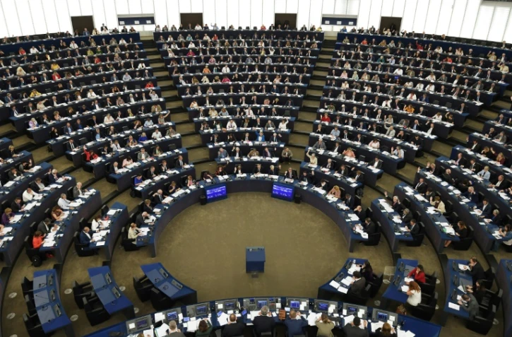 Le Parlement européen vote en session plénière à Strasbourg (France), le 12 septembre 2018