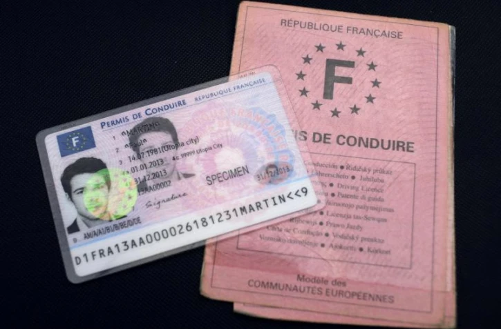   Non, le nouveau permis de conduire ne cherche pas à "éliminer le plus de conducteurs possible"