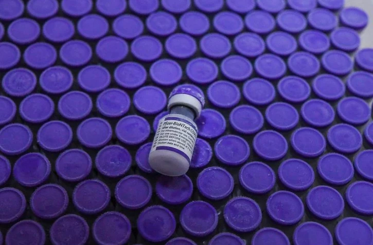   Taux de vaccination et cas de Covid : attention à cette étude limitée et mal interprétée