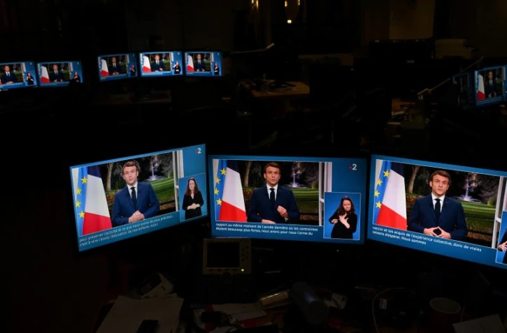   Macron, Pompidou et le verbe "emmerder": les limites du parallèle établi par LREM