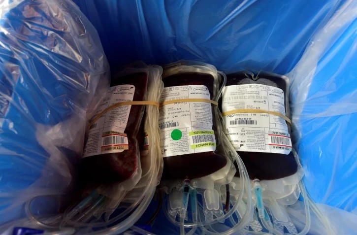   Non, le CHU de Lille ne refuse pas les dons de sang des vaccinés contre le COVID-19