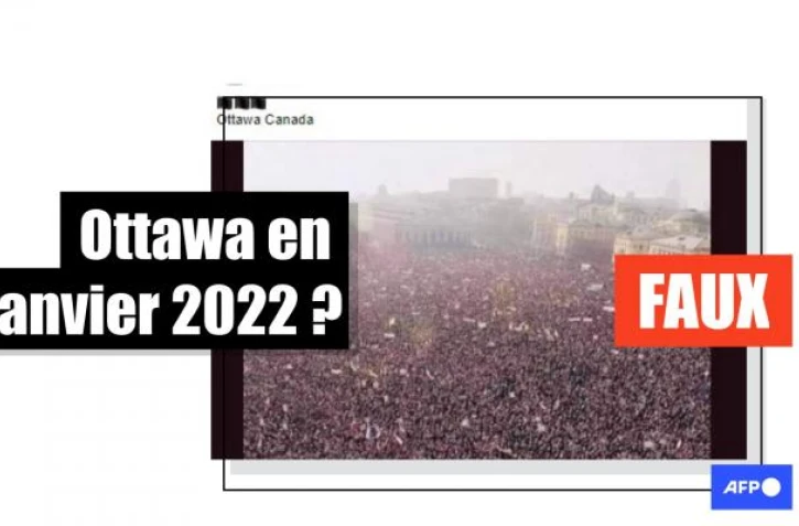   Attention, cette photo montre Moscou en 1991 et non Ottawa en 2022