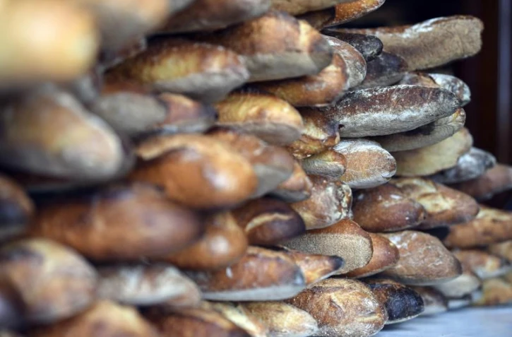  Non, le prix de la baguette de pain n'est pas encadré comme l'a affirmé le député LFI Alexis Corbière