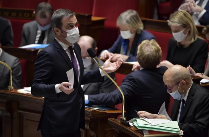   TGV médicalisés: derrière la "phrase malheureuse" d'Olivier Véran, l'embarrassant débat autour des cabinets de conseil