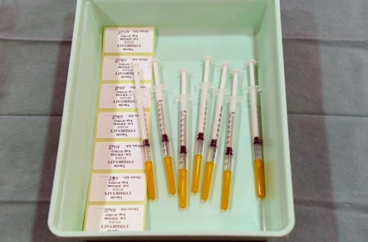   Un calendrier prouvant que la livraison des vaccins Pfizer est suspendue pendant la campagne présidentielle ? Une "erreur de saisie", selon la DGS