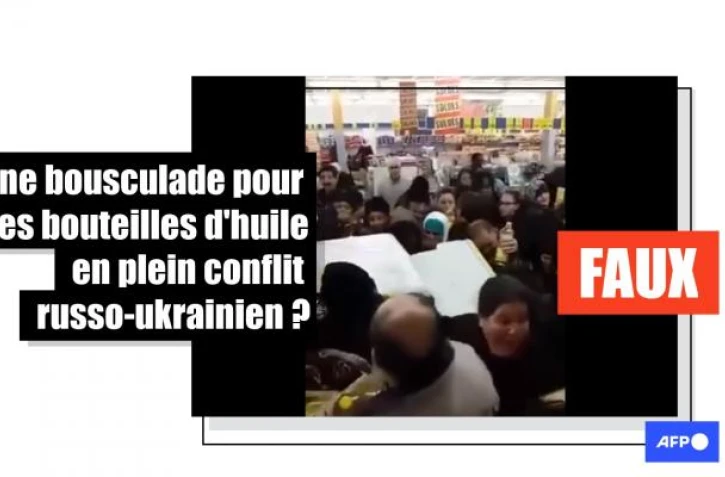   Cette bousculade pour des bouteilles d'huile n'a aucun lien avec le conflit russo-ukrainien, elle date de 2015