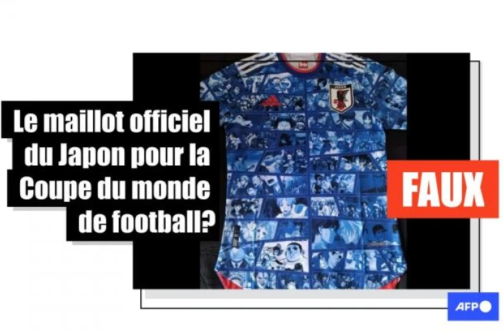   Ce maillot orné de dessins de manga n'est pas le maillot officiel du Japon pour le Mondial-2022