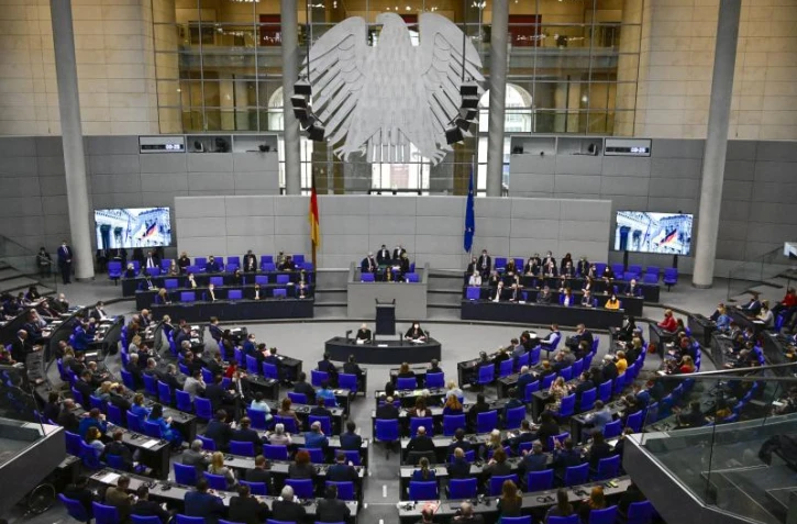   Non, la "Justice" allemande n&rsquo;a pas menacé de poursuivre des députés pour "tentative de meurtre" s'ils votaient la vaccination obligatoire