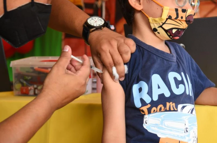   Attention à ces articles qui prétendent qu'une étude aurait confirmé que la vaccination provoque des hépatites chez les enfants