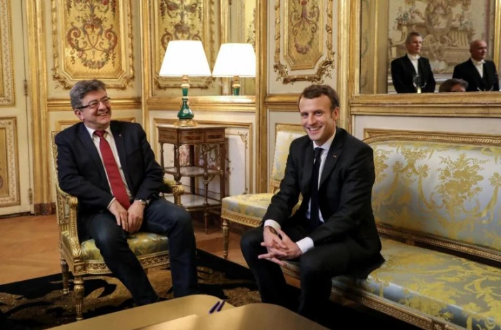   Législatives : aucune obligation d'être parlementaire pour être nommé Premier ministre