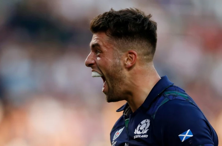Le demi d'ouverture du XV d'Ecosse Adam Hastings exulte après avoir inscrit l'un de ses deux essais contre la Russie au Mondial, le 9 octobre 2019 à Shizuoka